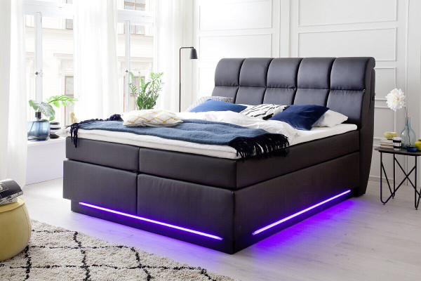 Upholstered bed Bed Upholstered furniture Designer Double Luxury Design 180x200cm Imitation leather