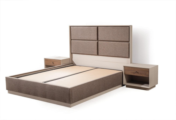 Luxury Bedroom Set Elegant Bed and 2x Bedside tables Modern design