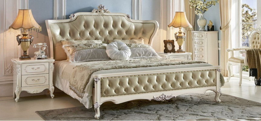 Luxury Royal Beds Double bed Hotel Chesterfield Leather Bed Solid wood