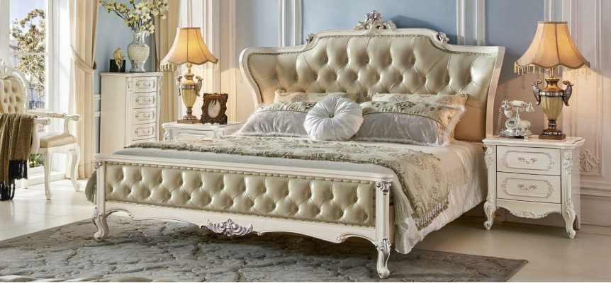 Luxury Royal Beds Double bed Hotel Chesterfield Leather Bed Solid wood