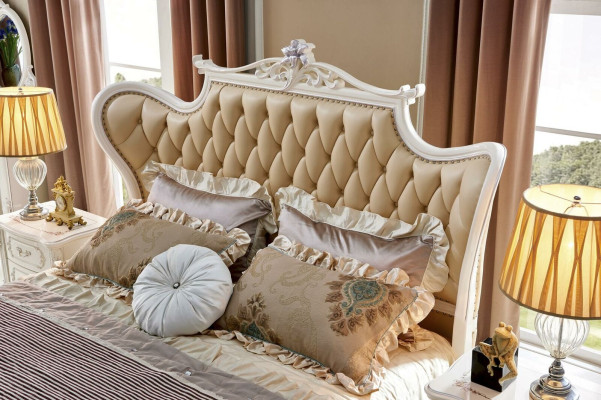 Classic Rococo Bedroom Set 3 pcs. Bedside tables Bed Leather Solid wood