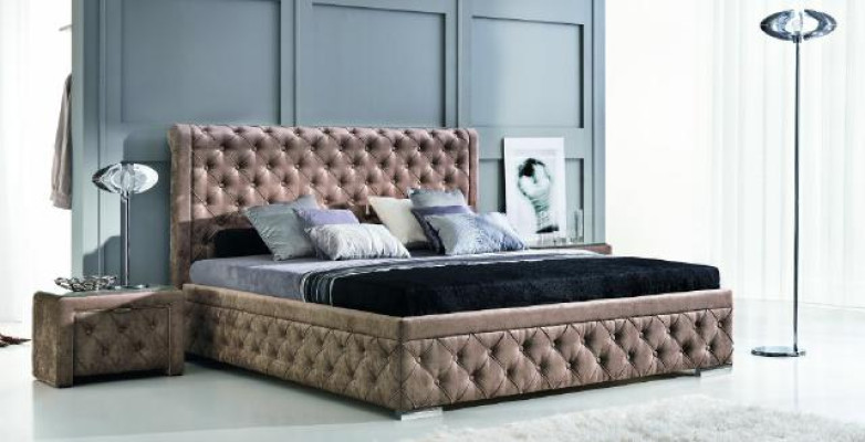 A Luxurious Chesterfield Bed in an elegant contemporary style