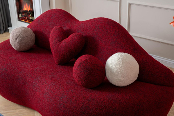 Designer 3 seater sofa red color in the shape of lips stylish seat cushions