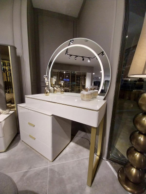 Dressing table set console mirror bedroom furniture design stool 3 pieces. new