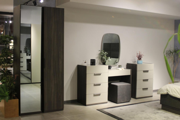 Dressing table with Mirror Make Up Bedroom Design Furniture Wood 2pcs. new