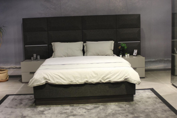 Luxury Bedroom Set Designer Bed 2x Bedside table Wood Complete new 3 pcs.