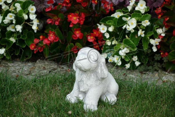 Garden Decoration Dog Patio Stone Figure Figurines Decorative Statue White