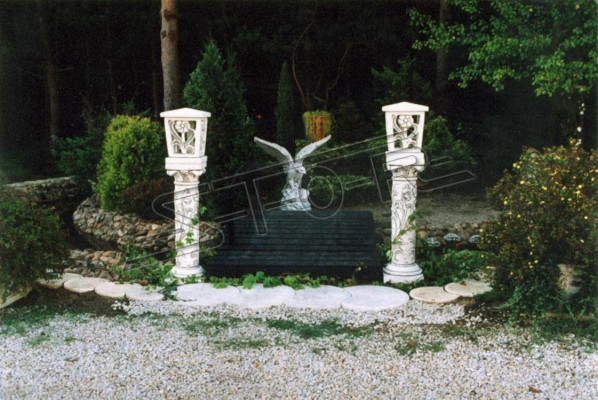 Base for columns pillar foundation garden patio figures storage decoration