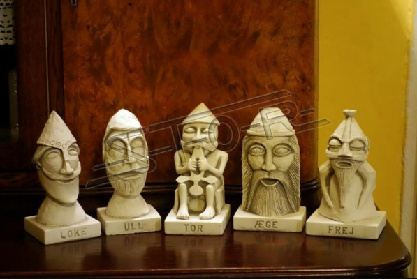 Gate Designer Figure Statue Statues Figures Sculpture Sculptures 17cm
