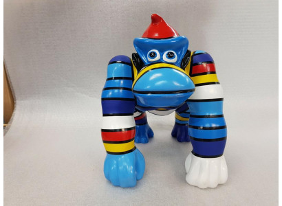 New modern designer figure: Decorative gorilla statue for the garden