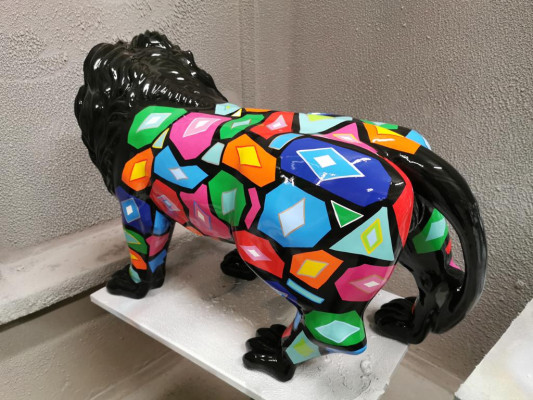 Abstract Lion Hand Painted Figures Statues Sculpture Modern Design Lion Garden