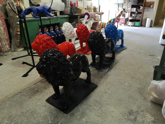 Abstract figure lion figures Real Handcraft designer loft colorful sculptures new