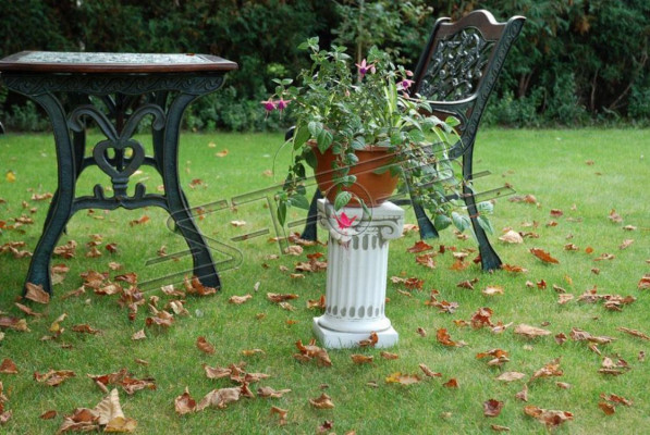 Flower Pillar Stand Garden Patio Decoration Column Statue