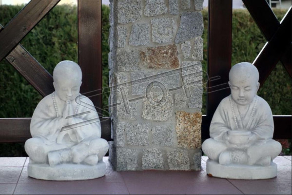 Buddha sculpture in stone effect sculpture for garden decorative figure