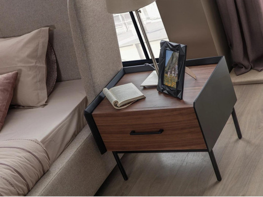 Design Complete 4-piece Bedroom Bed Bedside table Modern Chest of drawers new