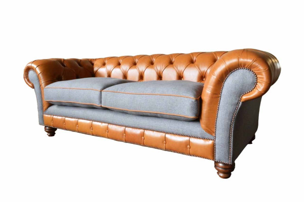 Luxurious faux leather sofa in Chesterfield 3 Seater Sofa Design with three seats