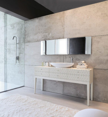 Classic r Wall mirror Design Real Wood Frame XL Mirror 50x64cm Luxury new