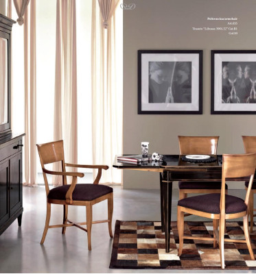 Luxury Dining room Chairs Textile Wood 1x Armchair Chair Seat Upholstery Chair Italy