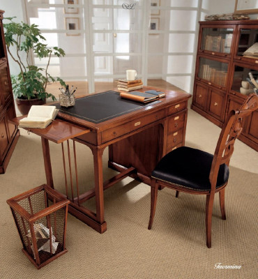 Dining room Designer Wood Classic Armchair Brown Luxury Chair Armchair Brown new