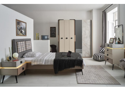 Bedroom Complete's Bed Bedside table Chest of drawers Mirror Wardrobe 5pcs.