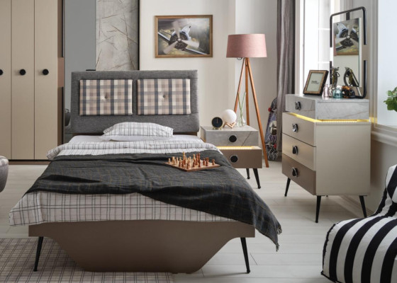 Bedroom multicolored Complete's Bed Bedside table Chest of drawers Mirror new