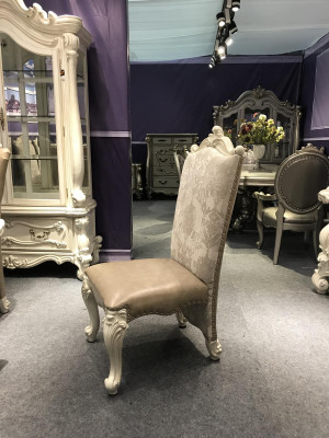 Dining room Suite Baroque-Rococo Dining table x6 Chesterfield leather chairs