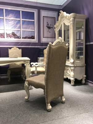 Dining room Suite Baroque-Rococo Dining table x6 Chesterfield leather chairs