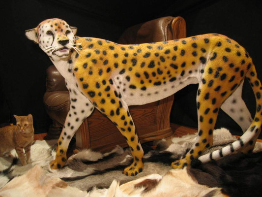 Home Decorative Sculptures Abstract Leopard Design Statues Figures Figure Decoration