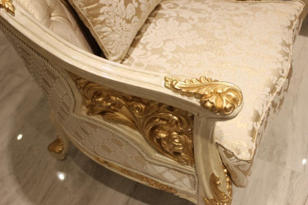 Exquisite Living room Deluxe Sofa 3 Seater Noble Sofa Beige Living room Sofa