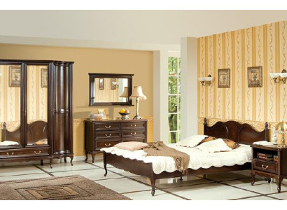 Italian Style Furniture Bed Bedside tables Keierschrank Chest of drawers Mirror Complete