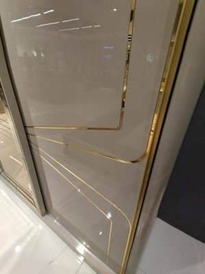 Modern Wardrobe Luxury Wardrobe Wood Cabinets Glass High Gloss Bedroom
