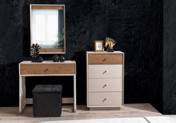 Luxurious Bedroom Suite Dressing table Chest of drawers Mirror 3-piece set