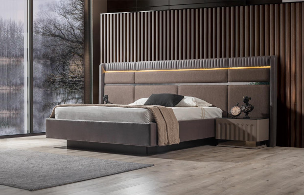 Brown Bedroom Set Bed Bedside tables Wardrobe Dressing table