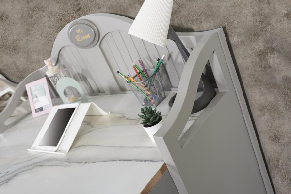 Childrens room Furniture 5-piece Set Design Bed Bedside table Wardrobe