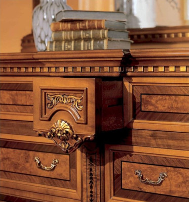 Bedroom Double bed Suite Bed Bedside tables Chest of drawers Mirror Set