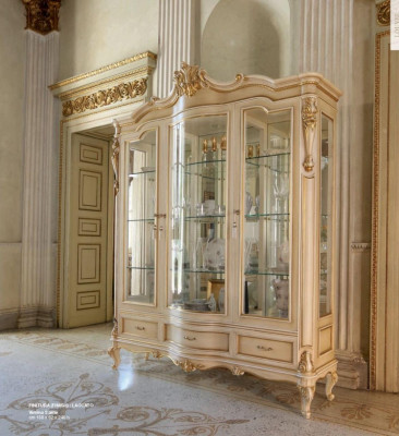 Luxury Display case Beige Color Perfect Furniture for Living room Wooden display case