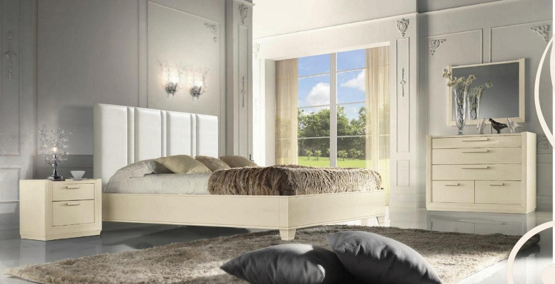 Suite Set Bedroom Bed Bedside table Chest of drawers Mirror Luxury Wood Design 5pcs
