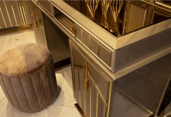 Design Furniture Luxury Lowboard Chest of drawers Wood Set new Dressing table Mirror Consoles
