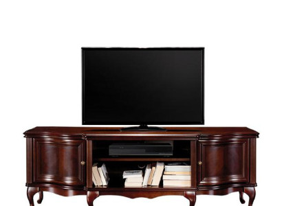 Wooden TV lowboard: Natural beauty and practicality in one