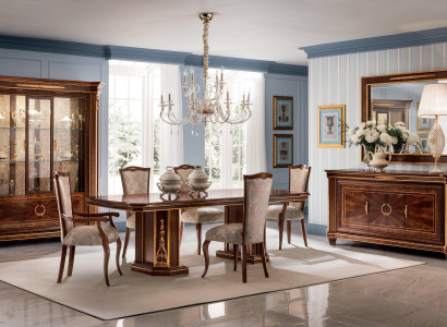 Complete Dining room Display case Table 6x Chairs Chest of drawers Mirror Set Suite