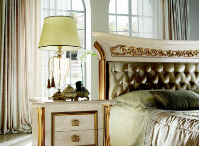 Bed + Bedside table royal Bedroom Upholstered bed Baroque Rococo Designer