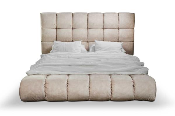 Luxurious Plush Bed in the Bedroom Big handy Designer Bed new Indoor area