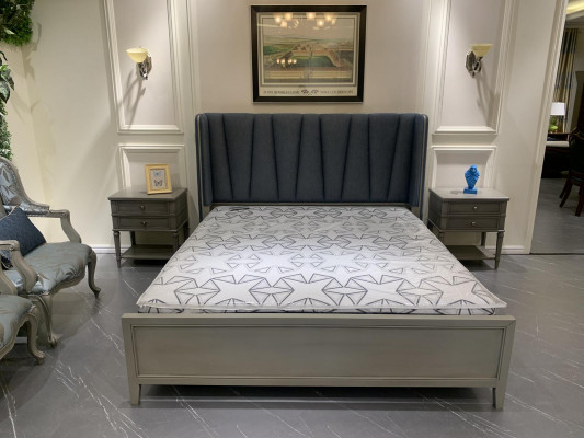 Modern Bed Upholstery Design Luxury Double Hotel Beds Furniture Marriage Wooden bed in Gray