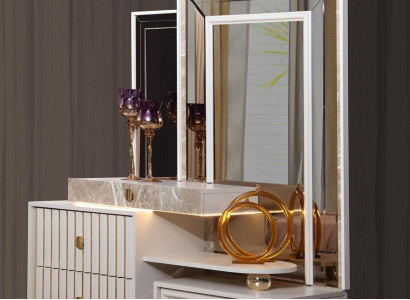 White Dressing table Bedroom Designer Wood Console with Mirror new