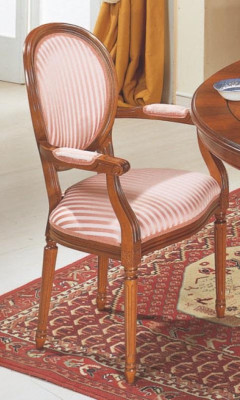 Classic r wooden chair with armrests luxurious dining room chair
