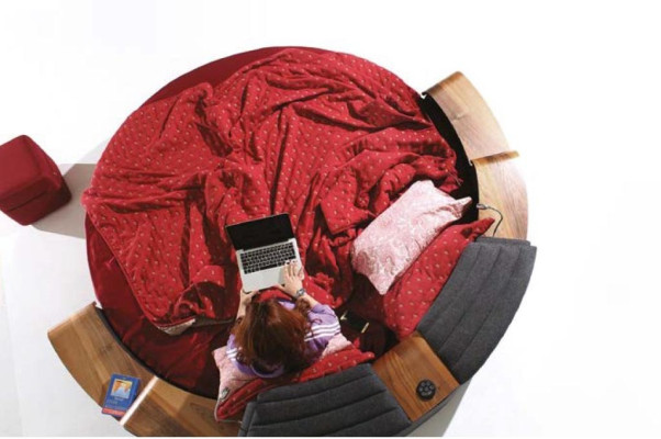 Comfort and style with our designer round bed and high-quality textile upholstery