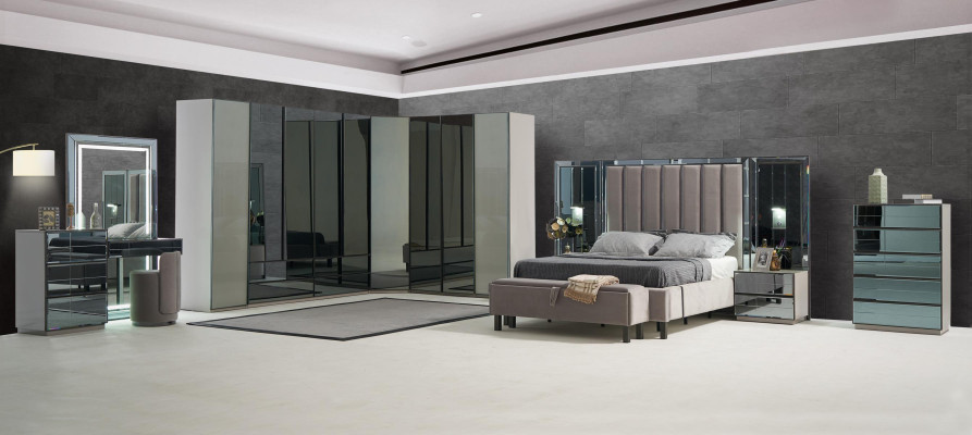 Design Armchair Luxury Ottoman Dressing table Stool Round Upholstery Chair Brown Stool