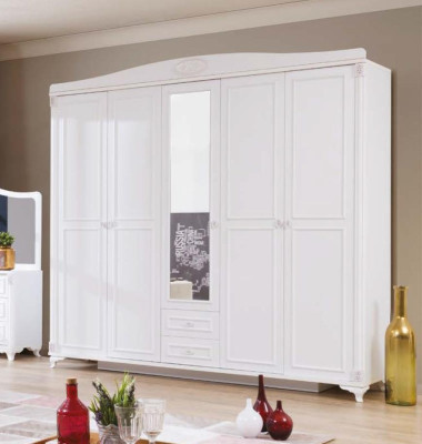 Luxury bedroom set 4 pieces. Bed 2 Bedside tables Chest of drawers Landhfrom  Furniture new