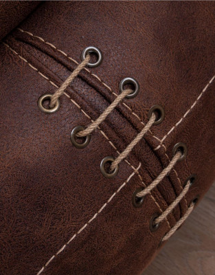 Armchair Seat Classic Design Living room Upholstery Single Seater Leather Style Furniture Luxury