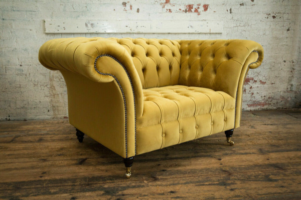 Designer Chesterfield sofa set sofa couch upholstery set in velvet 4 pieces.